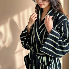 Retro Plaid 100% Cotton Bathrobe Super Soft Absortion Hooded Bathrobe