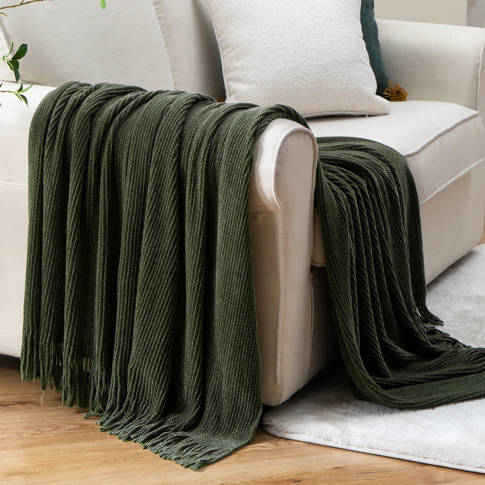 Battilo Chenille Knit Blankets with Tassels Green Plaid Throw Blanket for Bed Couch Decorative Sofa Blanket Bedroom Spring Decor
