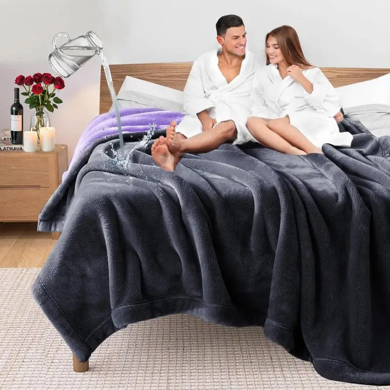 Waterproof Blanket for Bed Sofa Couch, Water Resistant Blanket，Reversible Leakproof Bed Cover for Adults Elderly Pets