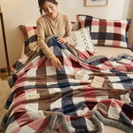 Knit Blanket Throw Soft Chenille Yarn Knitted Blanket Machine Washable Crochet Handmade Knit Throw Blanket for Couch Bed