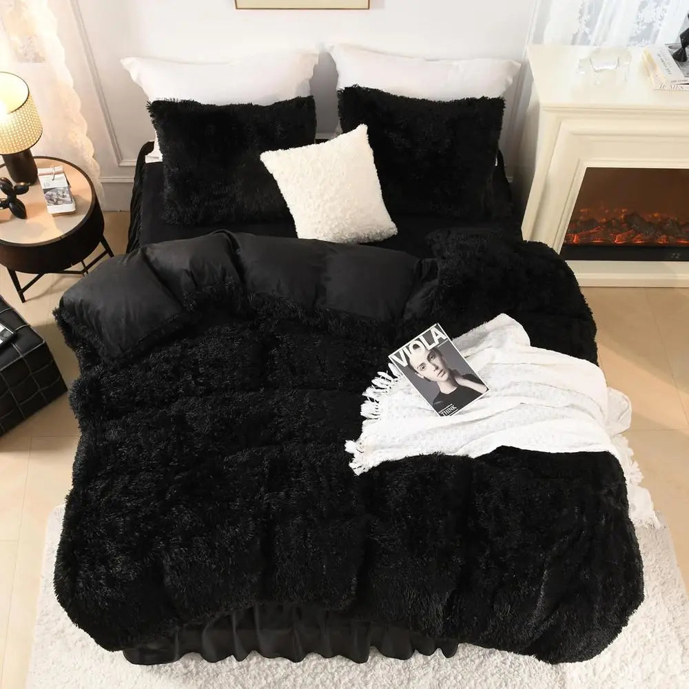 Queen Size Plush Faux Fur Comforter Set, 3-Piece Velvet Bedding with 1 Blanket and 2 Pillowcases