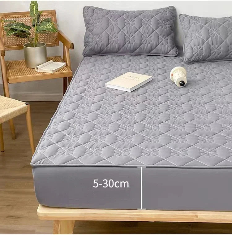 1PC Waterproof Quilted Mattress Protector Breathable Mattress Cover Anti-mite Anti-bacterial Fitted Bed Sheet (No Pillowcase) 1 sold